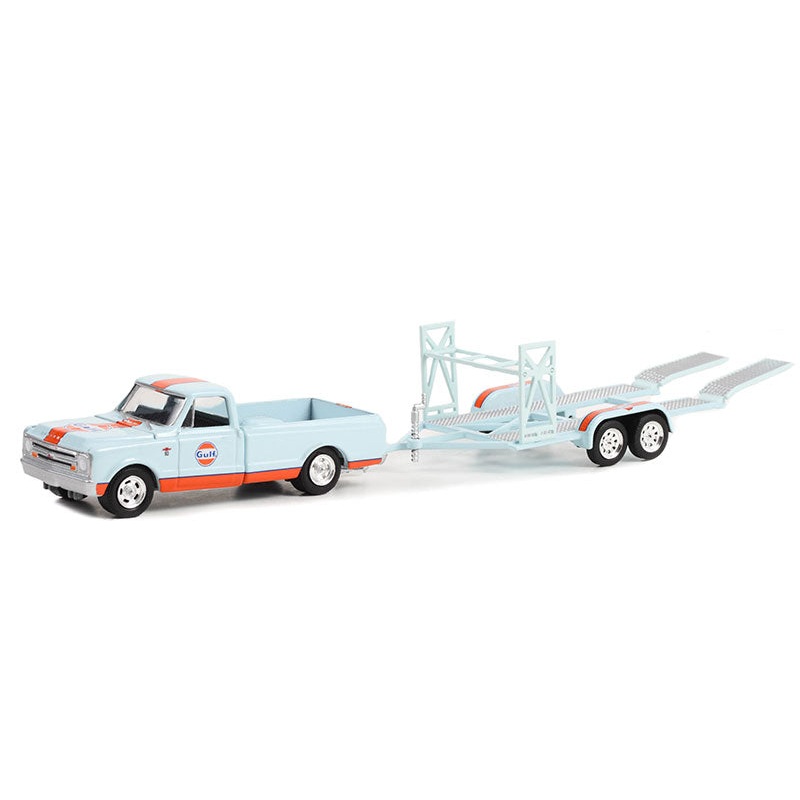 Greenlight 1:64 Gulf Oil - 1968 Chevrolet C-10 Shortbed Pickup and Tandem Car Trailer