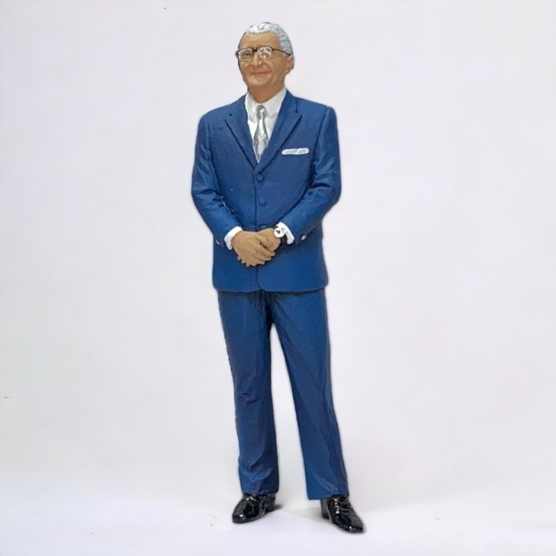 1/18 WILLIAM LYONS JAGUAR Figure - Action Figure by SF