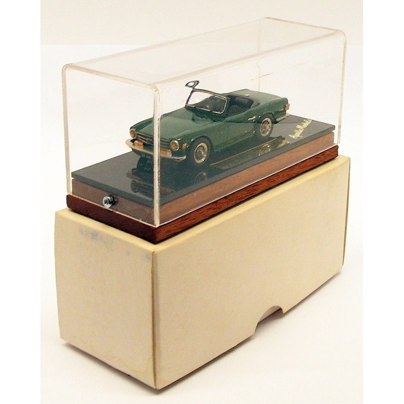Apollo Models 1/43 Scale White Metal Model Car AP742  - Triumph TR6 - Green