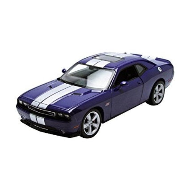 Welly Dodge Challenger Purple - 1:24 Scale