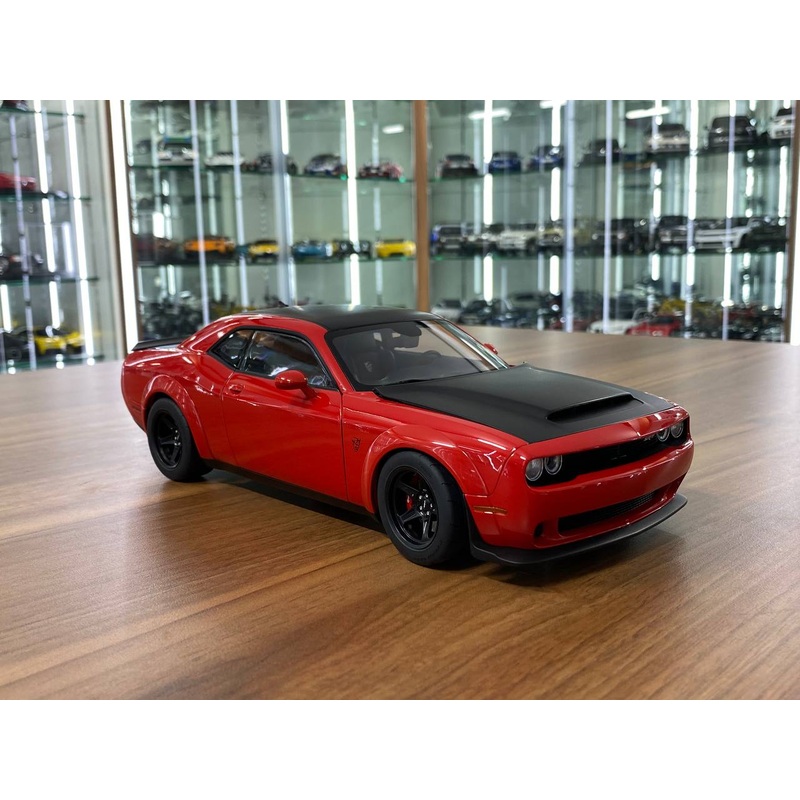 1/18 Diecast Dodge Challenger SRT Demon Red AutoArt Scale Model Car