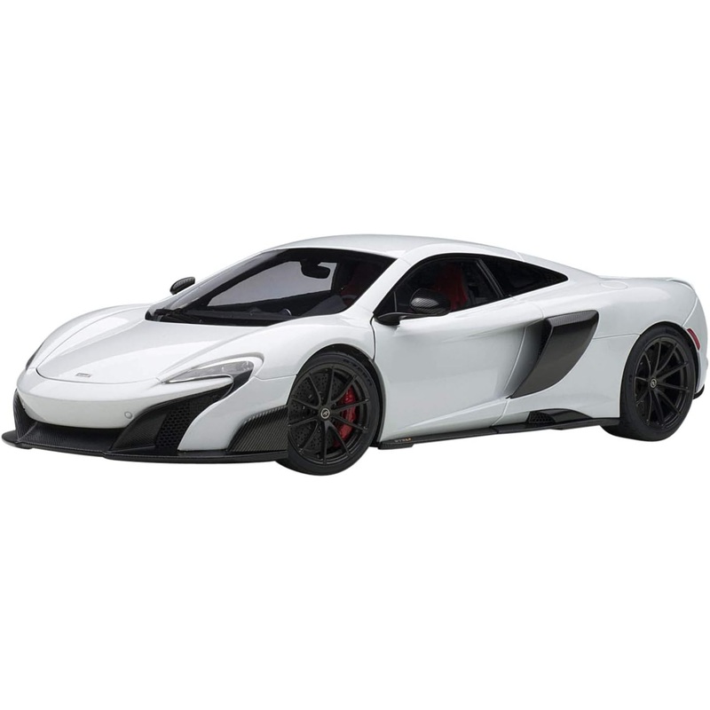 AUTOart 2016 Mclaren 675LT Coupe Silica White 1:18