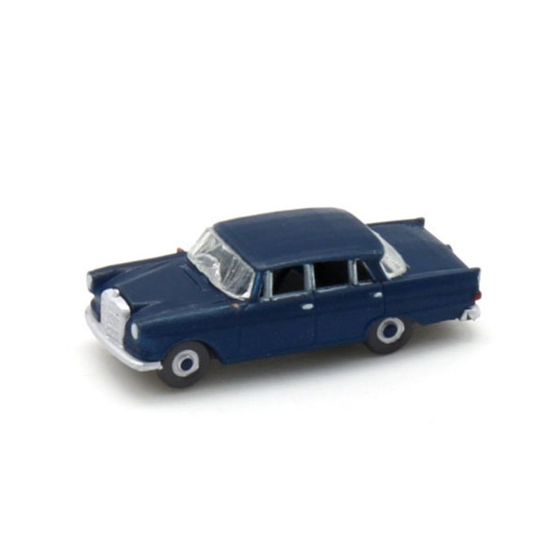 Finished model Mercedes-Benz 190 dark blue