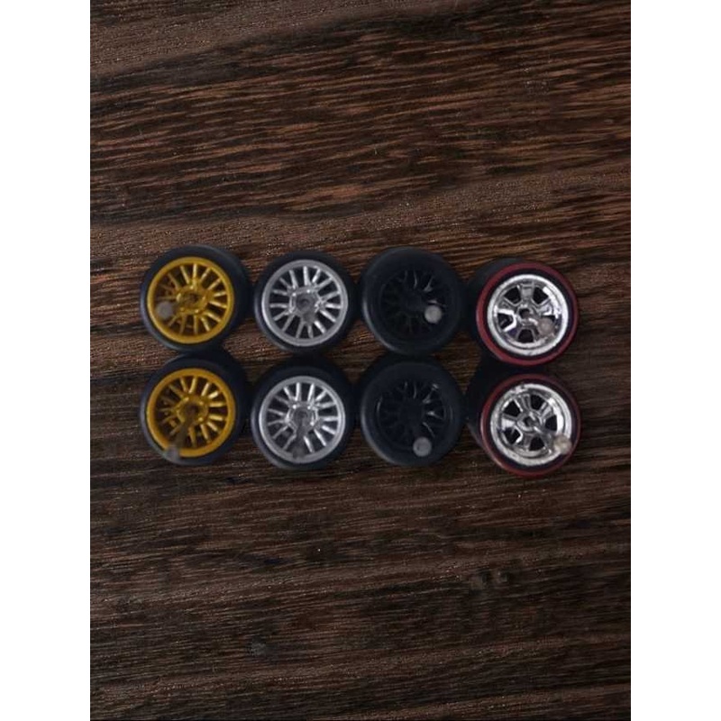Rubber tires wheels (set 4) 1:64w-3