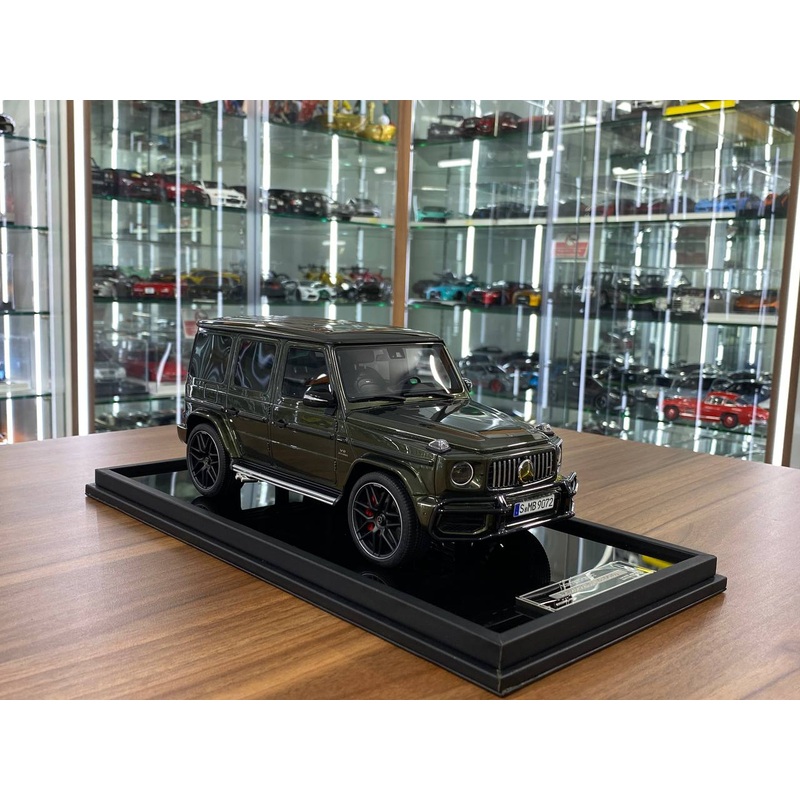 1/18 Resin Motor Helix Mercedes Benz AMG G63 2019 Olive Green Limited 66 pcs