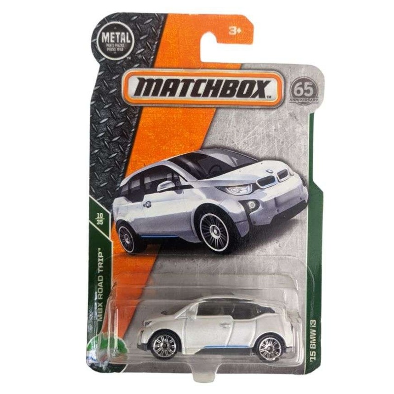 EXCLUSIVE Matchbox 15 BMW I3 (Blister Damage car Mint condition)