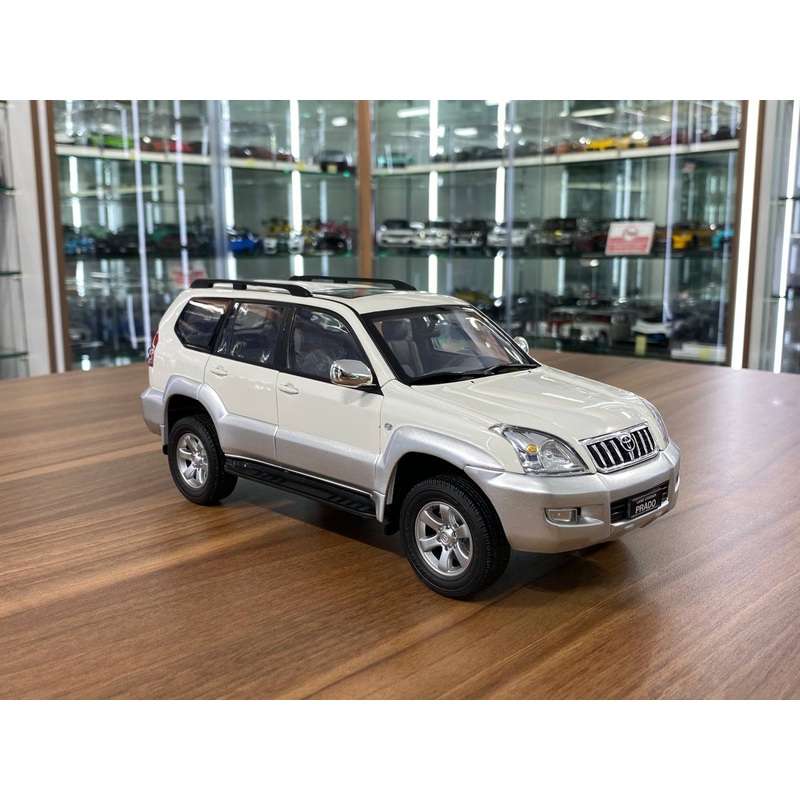 Faw Toys Land Cruiser PRADO GX [1/18 Diecast White]