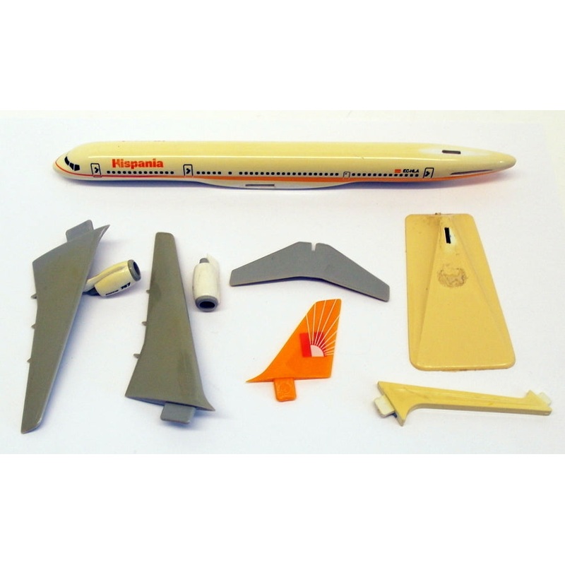 Unbranded Appx 17cm Long Snap Together Model 16718B - Boeing 757