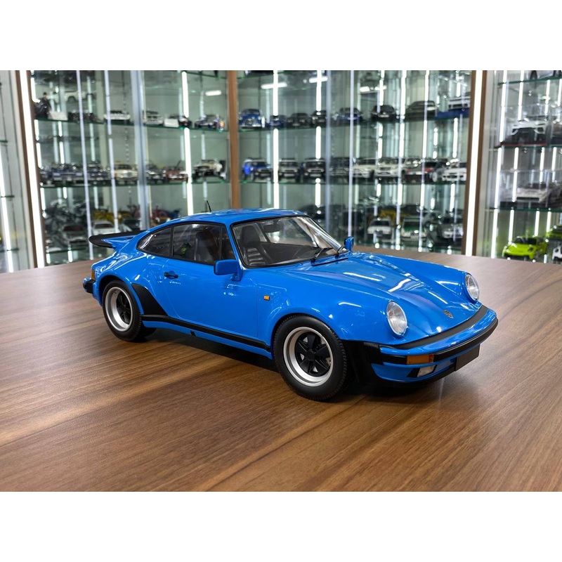 1/12 Diecast Model  Porsche 911 Turbo (1977) Mexico Blue by Minichamps