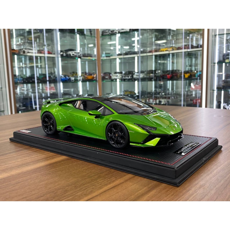 1/18 Resin MR Collection Lamborghini Huracan Tecnica  Green  Limited Edition