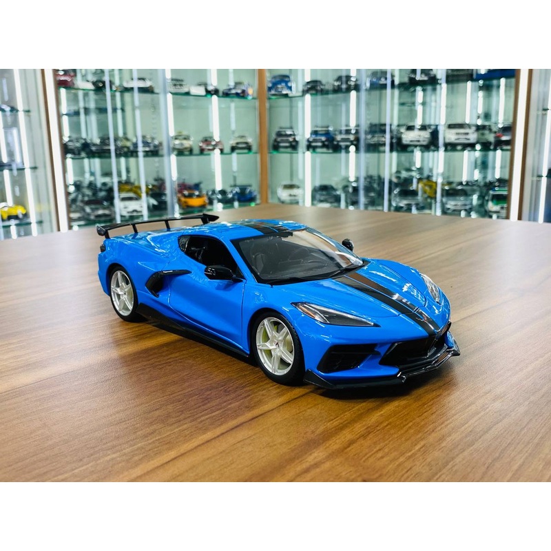 1/18 Diecast Full opening  Maisto Chevrolet Corvette Stingray Coupe 2020 Blue