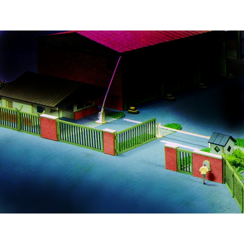 barracks: basic set fence / entrance