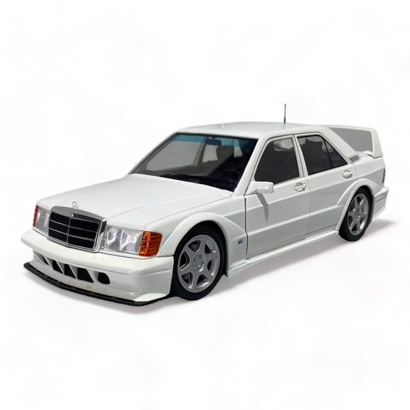 1/18 Diecast Mercedes Benz 190E EVO White 1990 by Solido Model Car