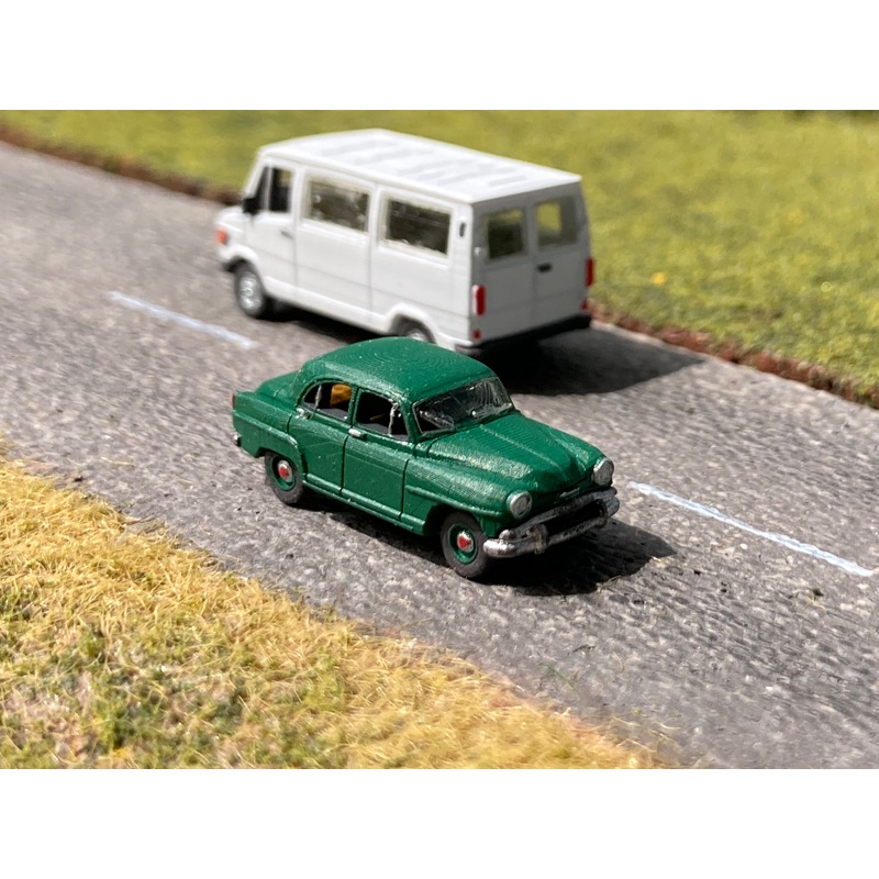 Ready-made model Simca Aronde 1300 Dark green