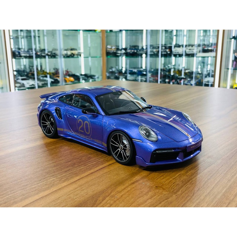 Minichamps Porsche 911 Turbo S Coupe Sport Design 2021 - 1/18 Diecast, Purple