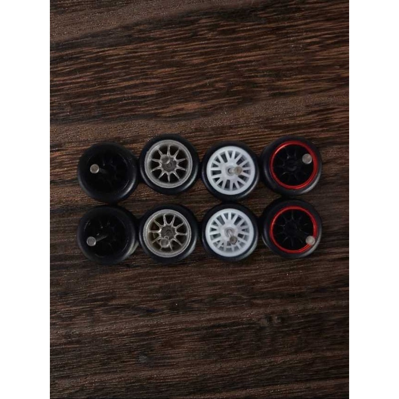 Rubber tires wheels (set 4) 1:64w-1