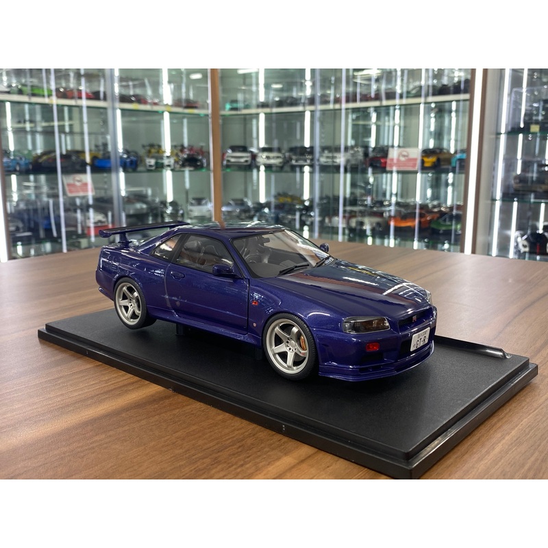 Diecast Nissan GT-R R34 Skyline Dark Blue 1/18 1999 by Solido Model Car