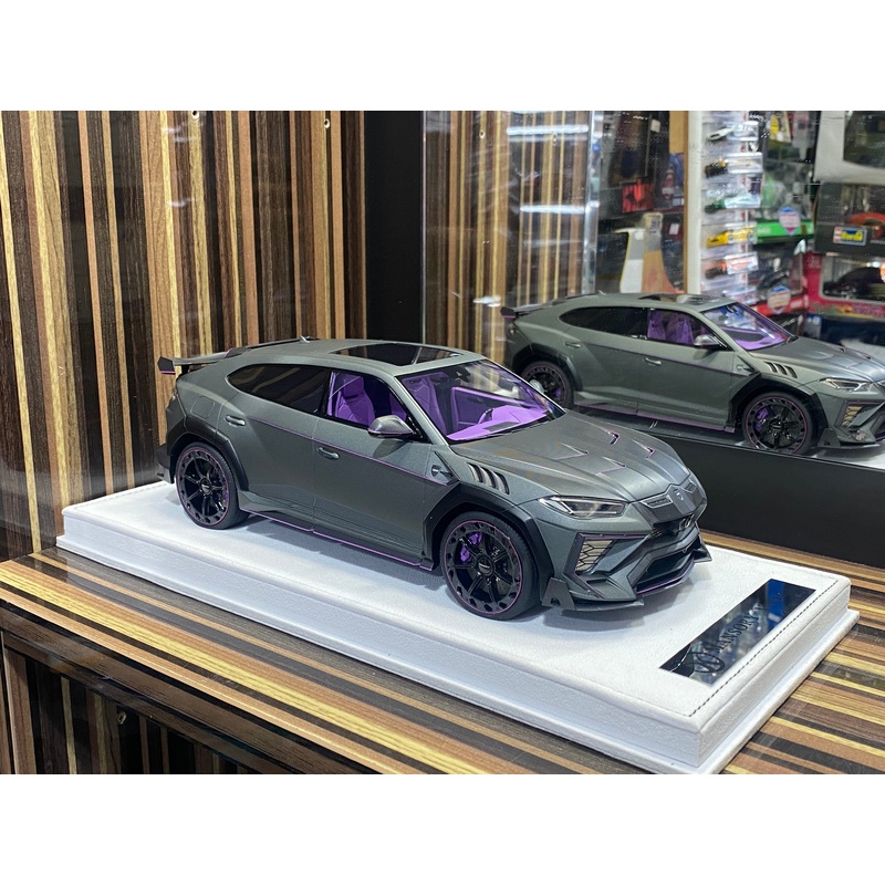 1/18 Diecast Lamborghini Mansory Urus Venatus - Grey Matt Purple Model Car