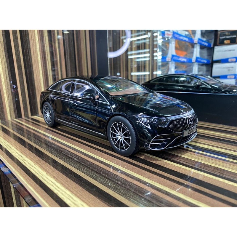 1/18 Diecast Mercedes-Benz EQS Black Norev Scale Model Car