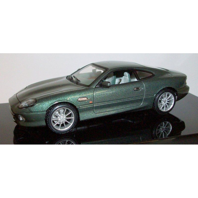 Autoart 1/43 Scale Diecast AA50204 Aston Martin DB7 Metallic green