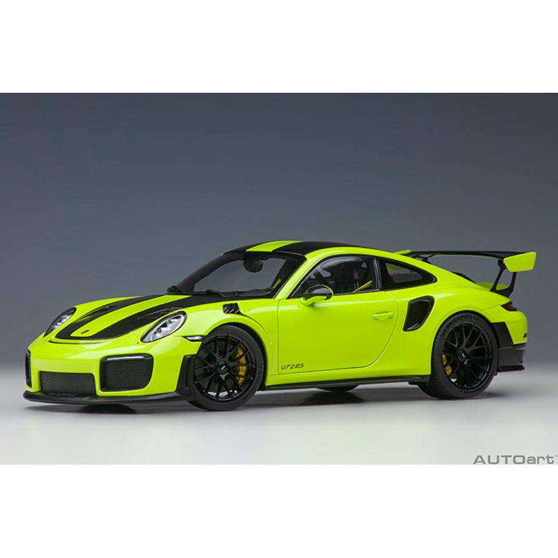 AUTOart Porsche 911 991.2 GT2 RS w/ Weissach Pkg Acid Green 1:18