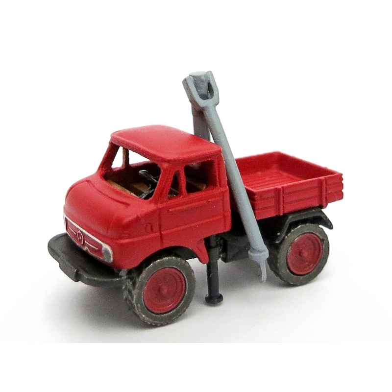 Unimog with crane