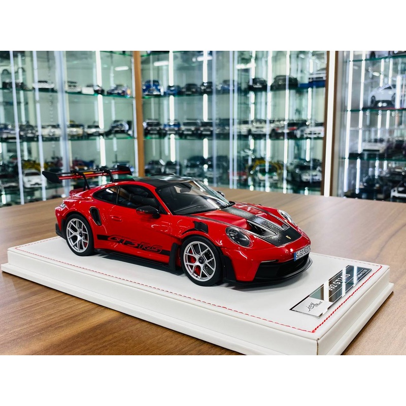 Ivy Model 1/18 Porsche 911 992 GT3 RS Weissach  Guards Red, Limited to 20