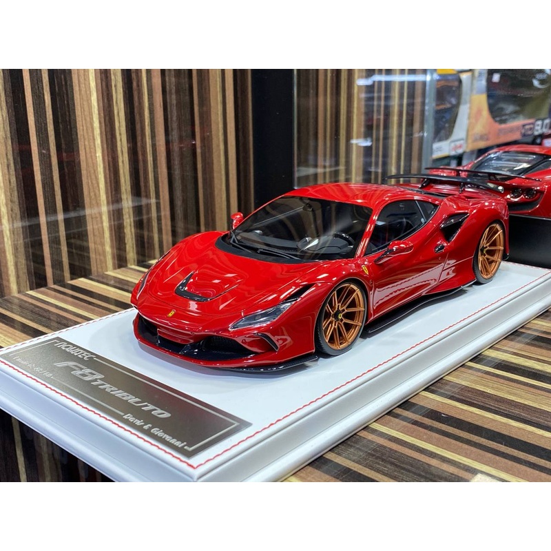 1/18 Davis & Giovanni Ferrari F8 Tributo Limited Edition (60pcs) Red
