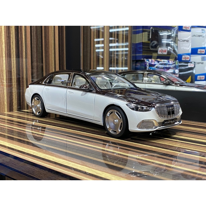 1/18 Diecast Mercedes-Maybach S-Class 2021 White & Brown Norev Scale Model Car