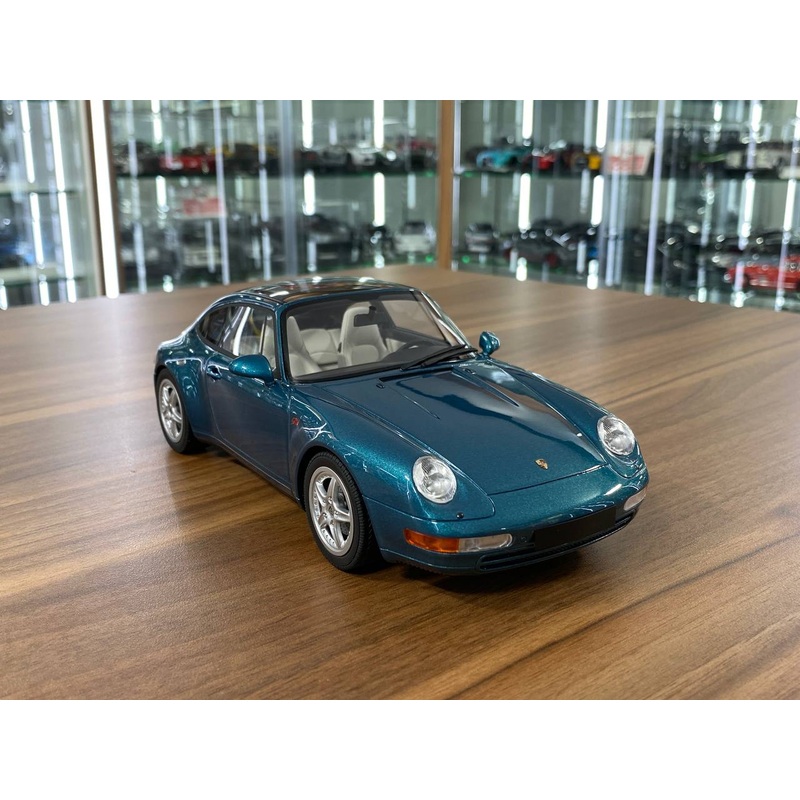 1/18 Resin Model GT Spirit Porsche 911 (993) Targa 1995 in Turquoise blue -  Limited Edition 999pcs