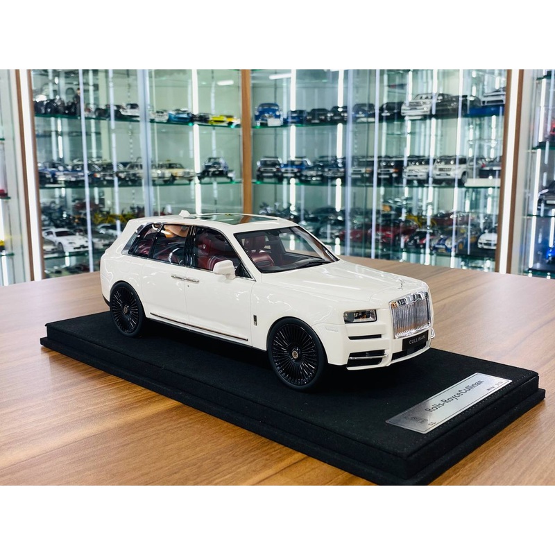 GL Models Rolls-Royce Cullinan - 1/18 Resin Model, White, Limited to 39 Pieces