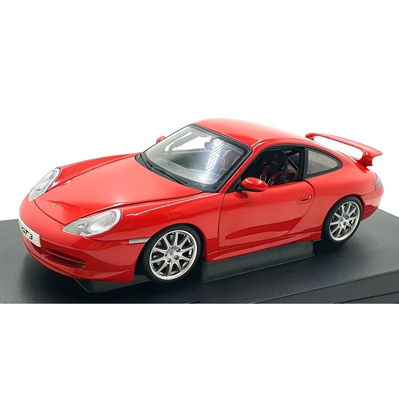Autoart 1/18 Scale Diecast - 77811 - Porsche 911 GT3 Street Car - Red