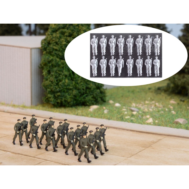 Figures soldiers Bundeswehr march 16x 