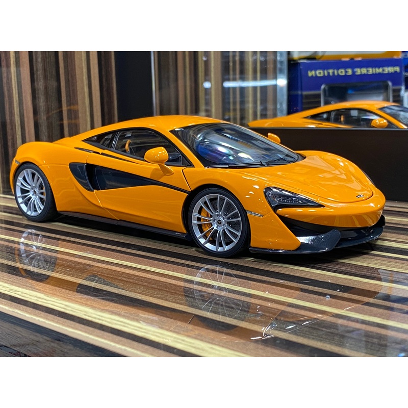1/18 Diecast McLaren 570S Orange AUTOart Scale Model Car