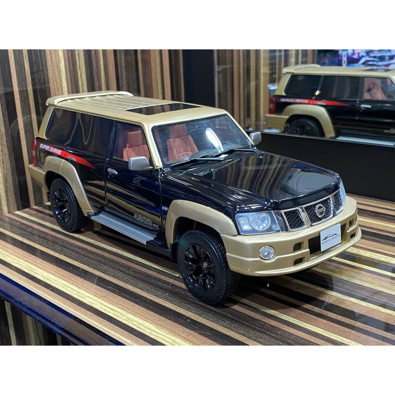 1/18 Diecast Nissan Patrol Super Safari Gold & Black IVY Models Scale Model Car