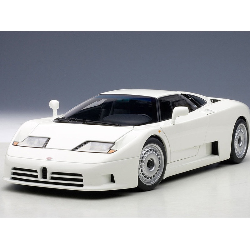 AUTOart Bugatti EB110 GT White 1:18