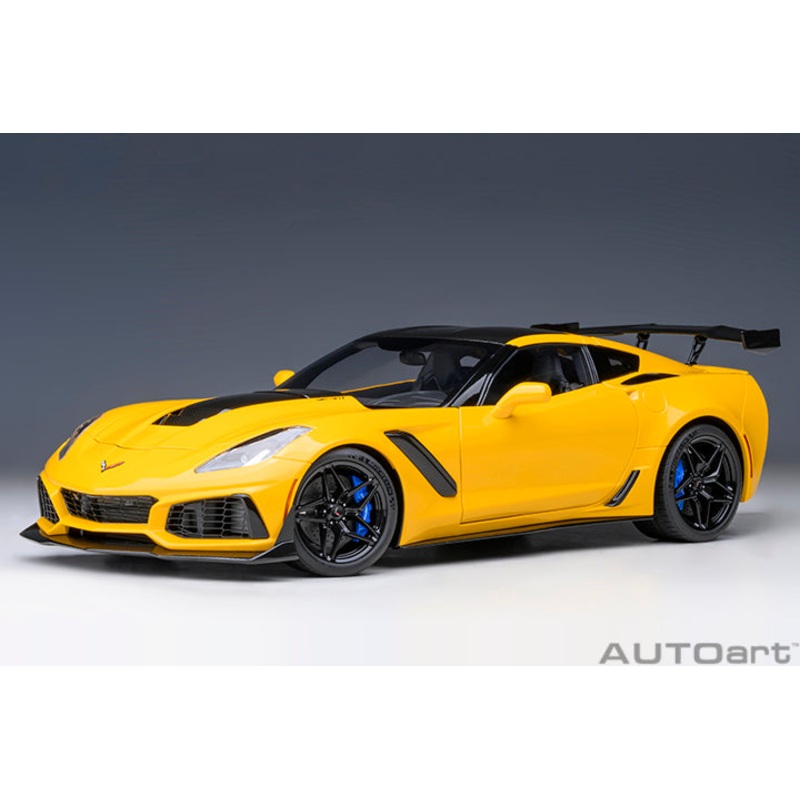 AUTOart Chevy Corvette ZR1 Corvette Racing Yellow Tintcoat 1:18