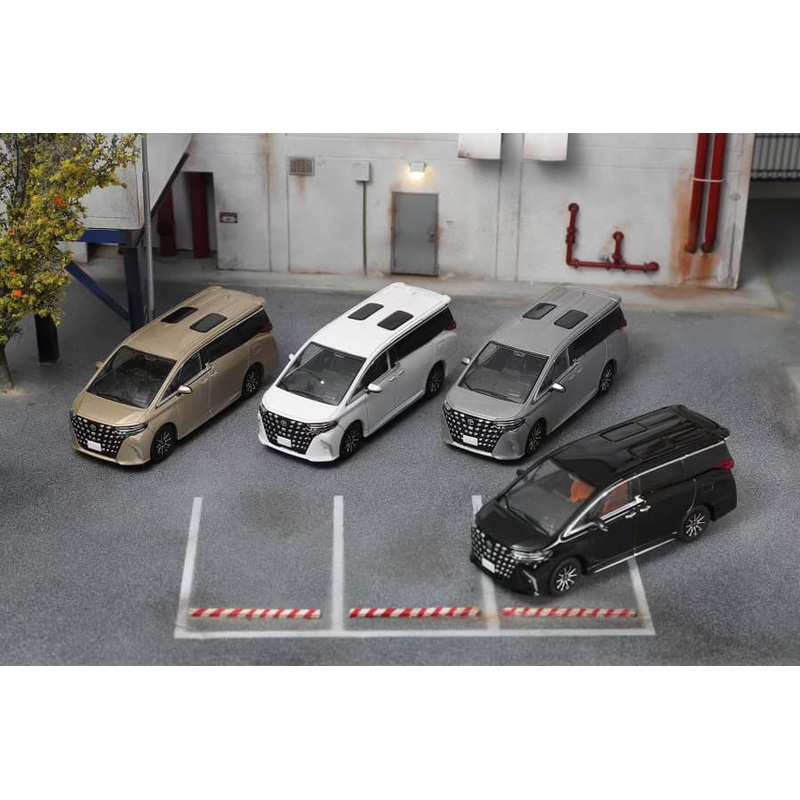 DCT 1/64 Toyota Alphard Mk4 AH40