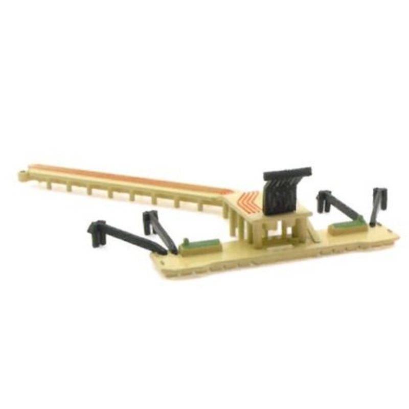 TRIANG Tanker Wharf Set - 1:1200 Scale