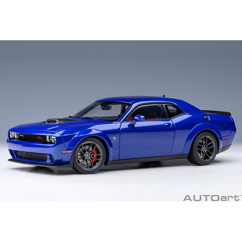 AUTOart 2022 Dodge Challenger R/T Scat Pack Widebody Indigo Blue 1:18