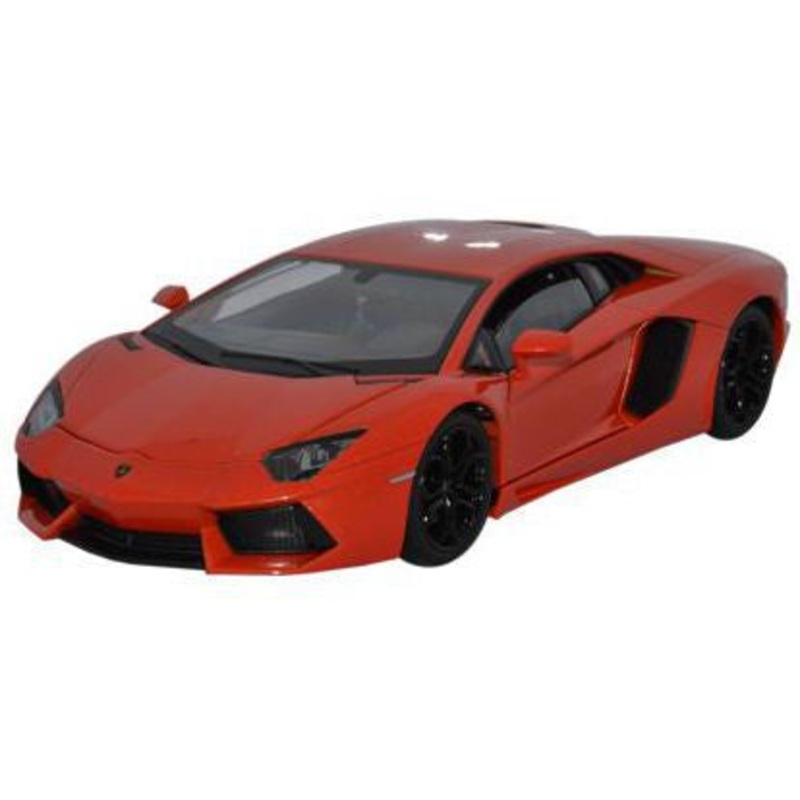 Welly Lamborghini Aventador - 1:24 Scale
