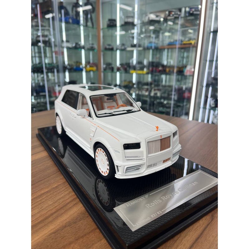 1/18 Davis & Giovanni Rolls Royce Cullinan Mansory  White / Orange | Limited to 03