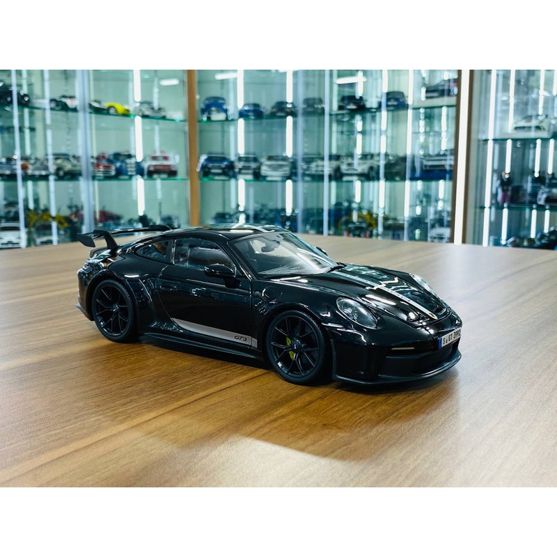 1/18 Diecast Maisto Porsche 911 GT3 Black - Full opening