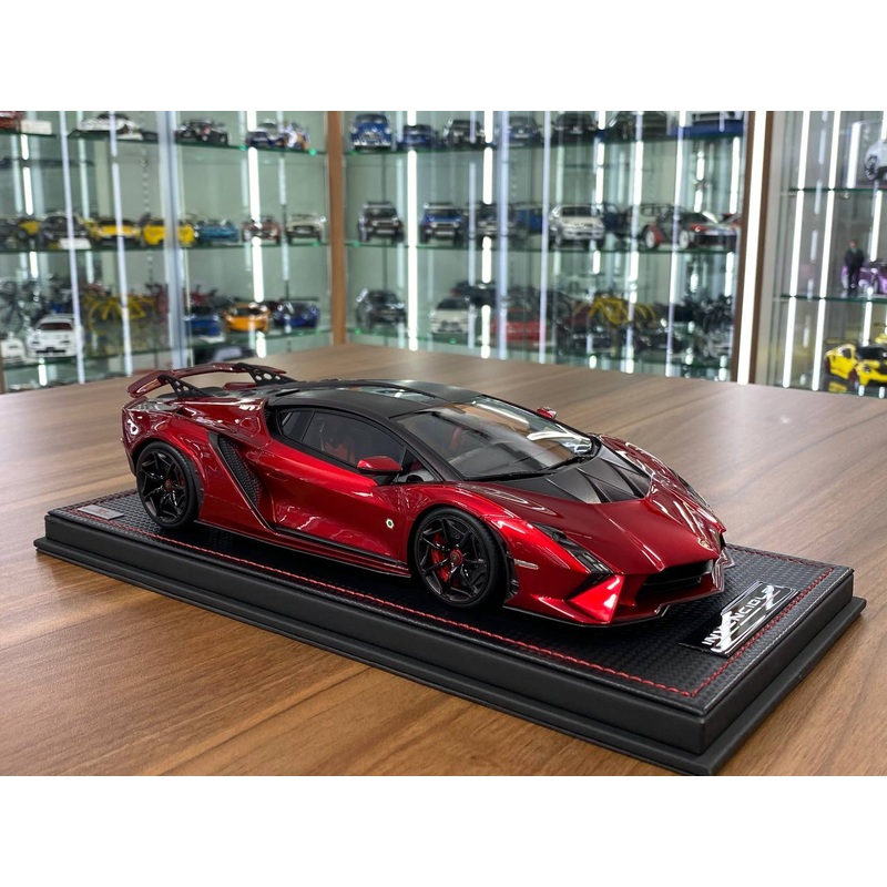 1/18 Resin Model - Lamborghini Invencible by MR Collection (Rosso Efesto)