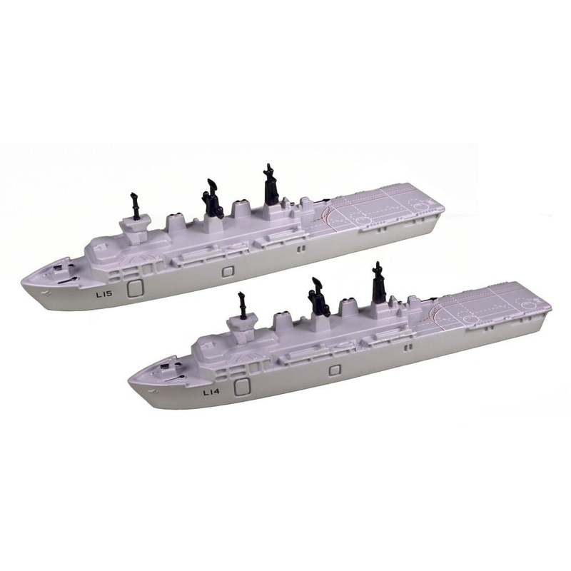 TRIANG Albion Class Assault Ships_2 - 1:1200 Scale