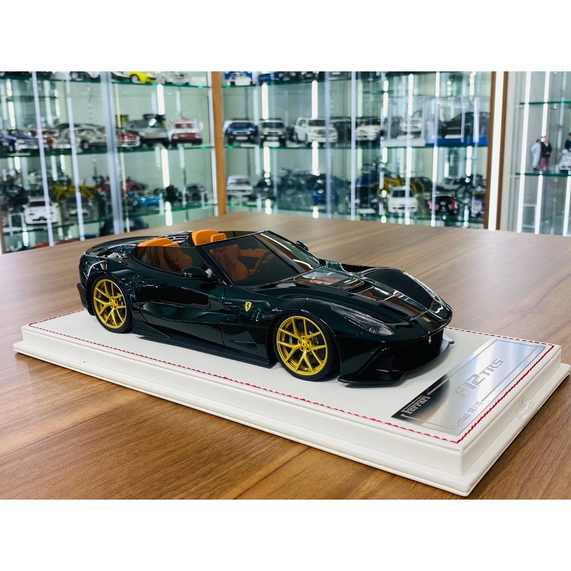 1/18 Resin model Davis & Giovanni Ferrari F12 TRS Verde Zeltweg (Dark Green) Limited Edition 10 pcs
