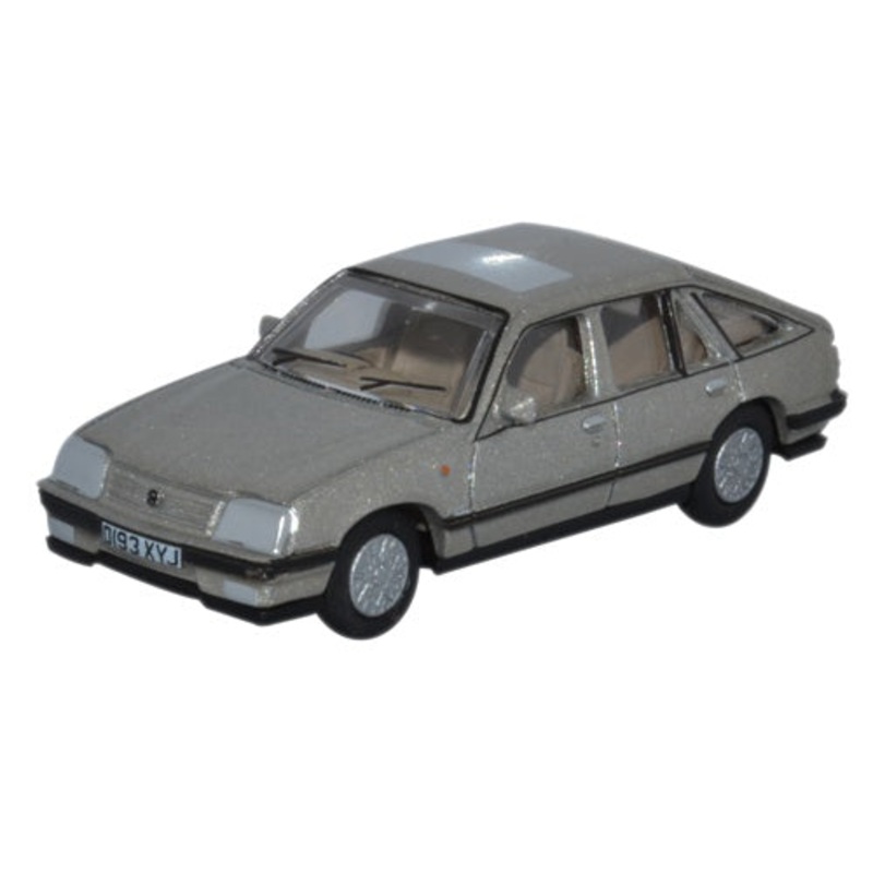 Vauxhall Cavalier Champagne Platinum - 1:76 Scale