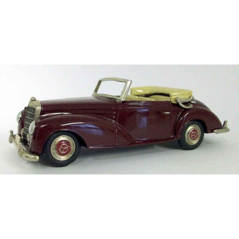 Western 1/43 Scale White metal M43001023 Mercedes 300S Cabrio dark red