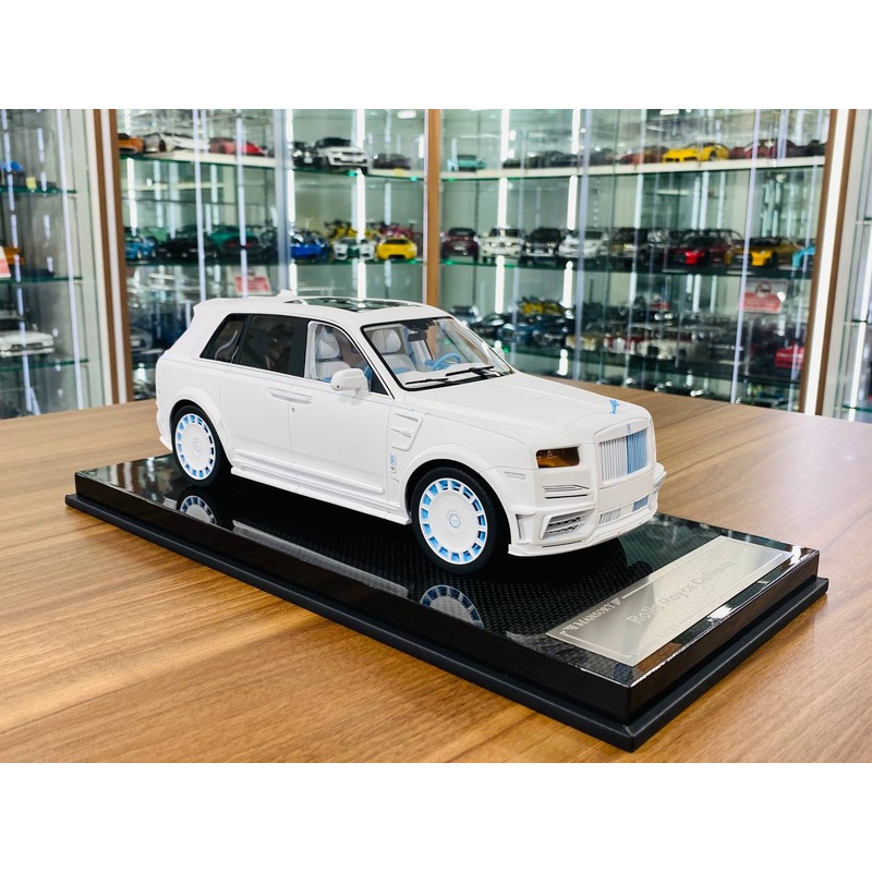 1/18 Davis & Giovanni Rolls Royce Cullinan Mansory  White / Light Blue | Limited to 03