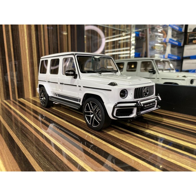 1/18 Diecast Mercedes-Benz AMG G-63 White Almost Real Scale Model Car